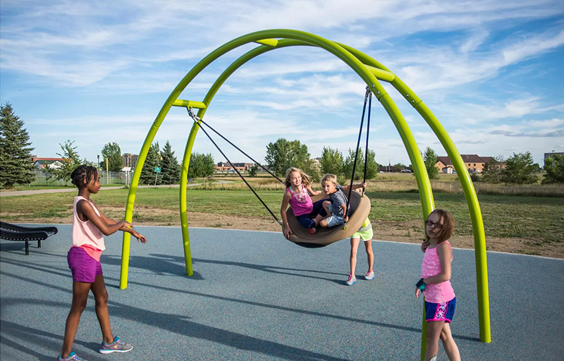 1. 传统单人秋千 1. 传统单人秋千